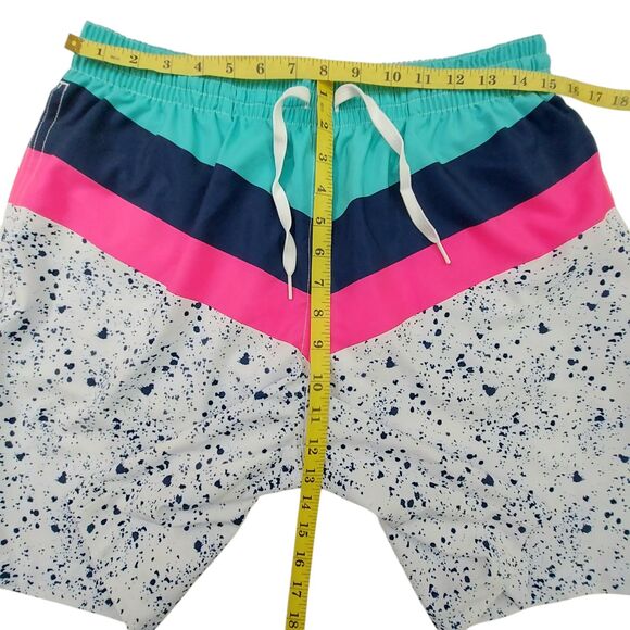 Chubbies Swim Shorts Mens Large White 7" Inseam Mesh Lined Summer Beach Outdoor - Picture 10 of 11